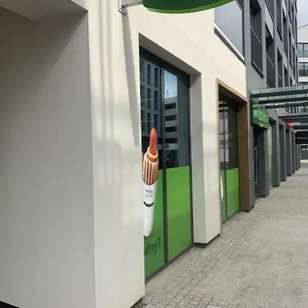 In Mit Kostenlosem Parkplatz By Interhome *